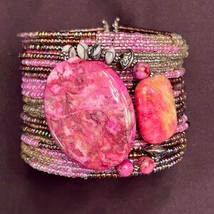 Elegant Beaded Bracelet in Pink and Brown